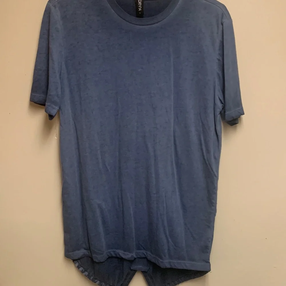 Blue Shirt - Picture 1 of 2